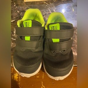 Nike toddler boy shoes worn twice
